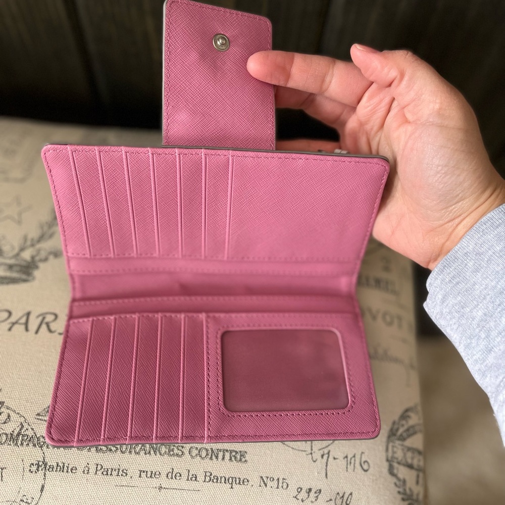 Fossil Wallet - Picture 2 of 2